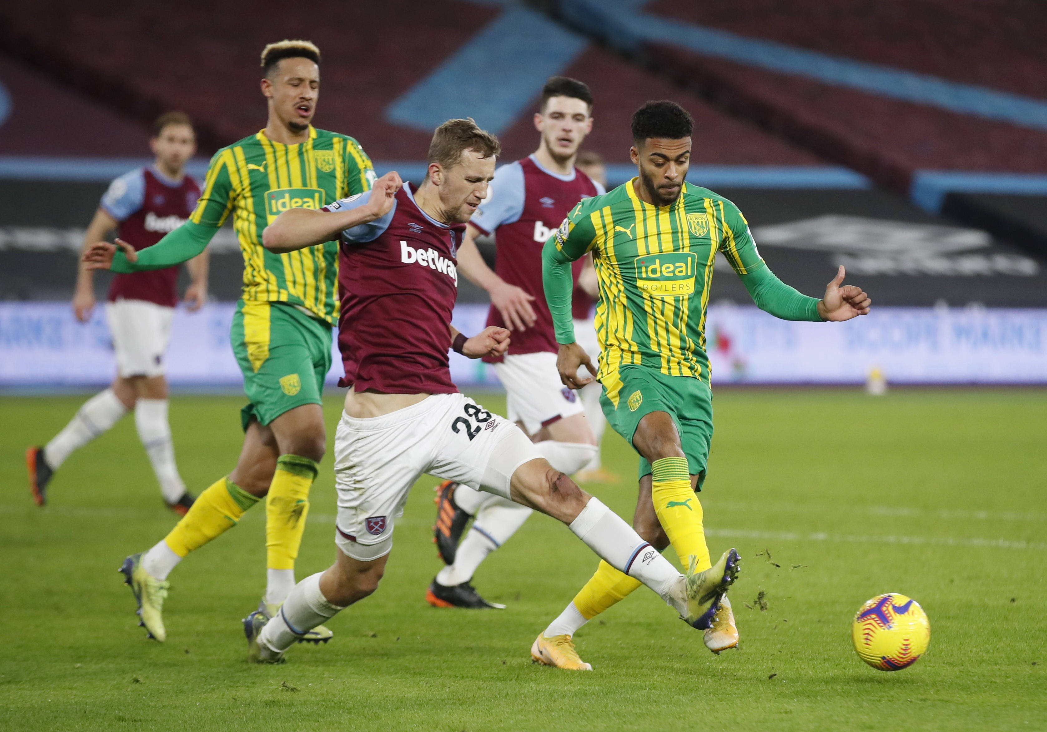 战术对比 战术对比