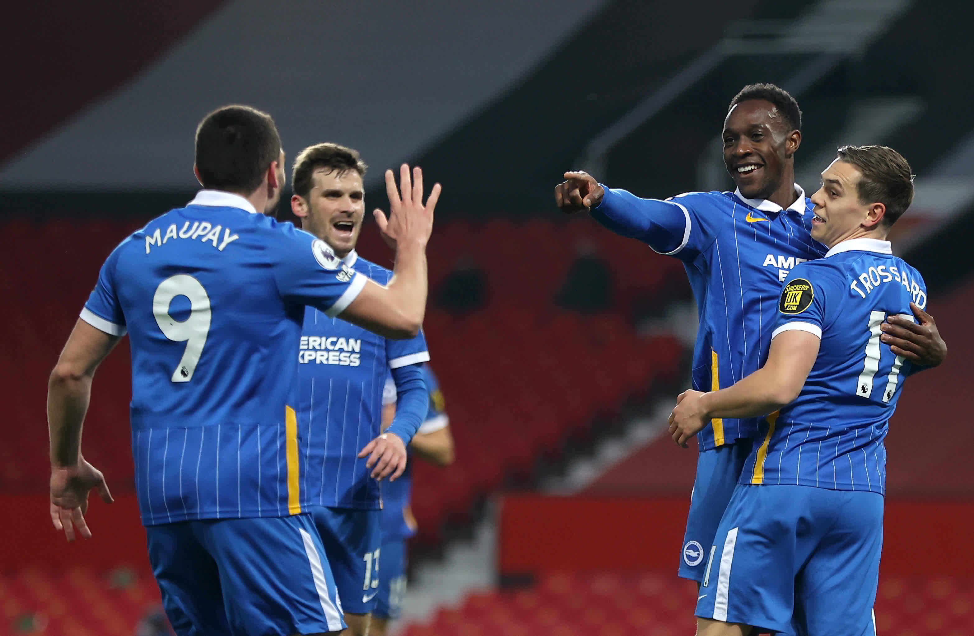 席也是不容 席也是不容