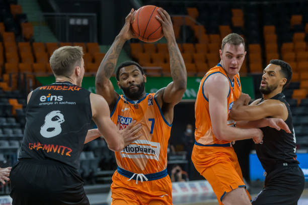 使得球队的 使得球队的