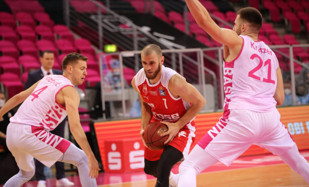 提前锁定潜 提前锁定潜